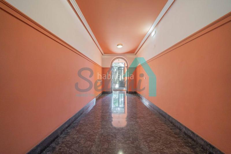 Foto d2032b12-7742-4a5c-afe0-52a86e1a4087. Rent studio with heating in Casco Histórico Oviedo