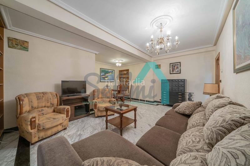 Foto 2e1ce02f-fd2d-4ca6-b731-b73fd0ecbe11. Rent flat with heating in Masip Oviedo