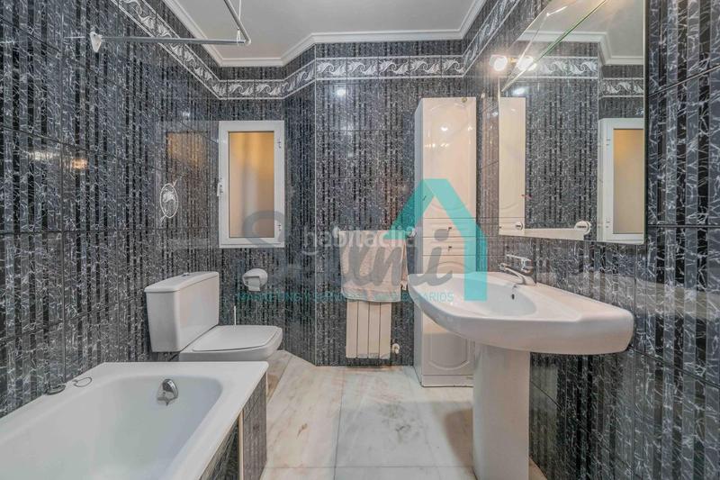 Foto b48f322a-4156-472f-b916-e07b3cb3625e. Rent flat with heating in Masip Oviedo