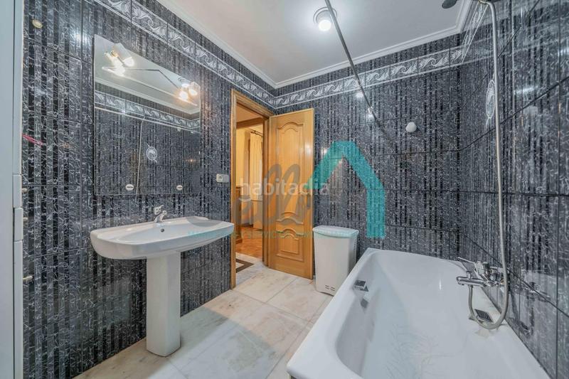 Foto 424ccd4d-d2c1-4b53-aa89-627c20098d65. Alquiler piso en Masip Oviedo