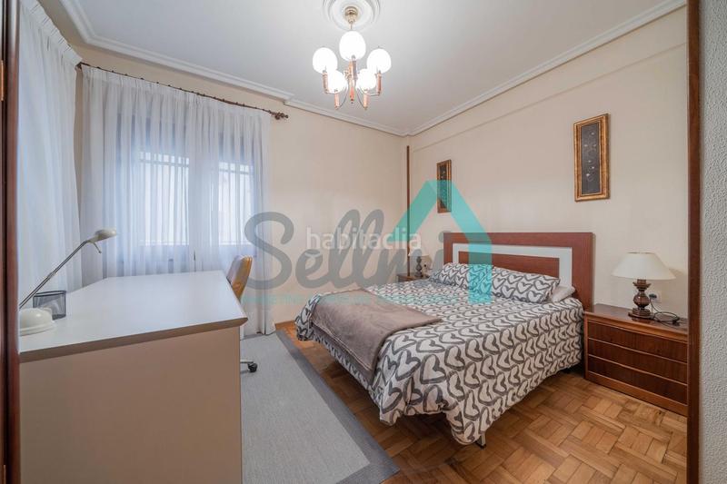 Foto 9eea977f-7083-4ca0-934a-a41a4fbb4357. Alquiler piso en Masip Oviedo