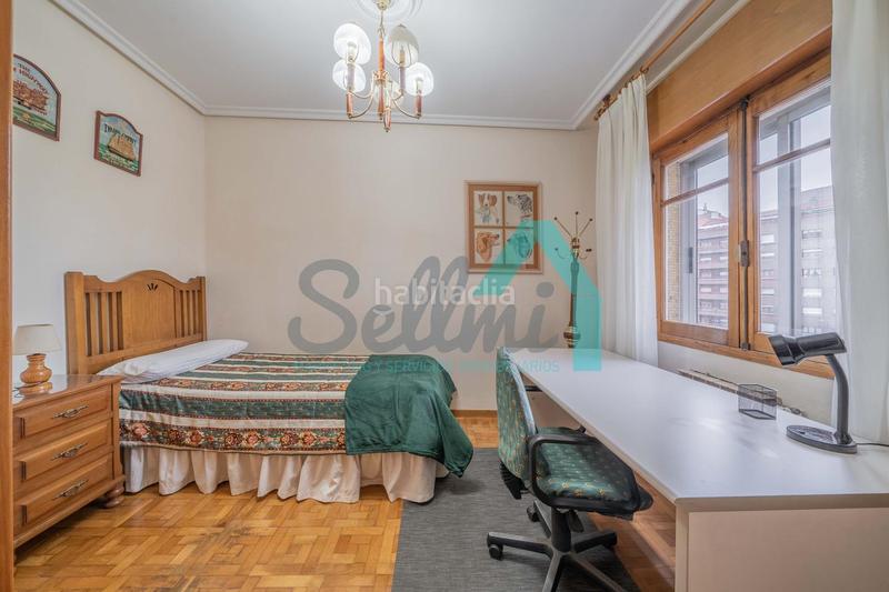 Foto bba7bd61-42c7-449c-92b1-3b2744e559e4. Alquiler piso en Masip Oviedo