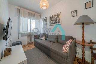 Location Appartement  González besada
