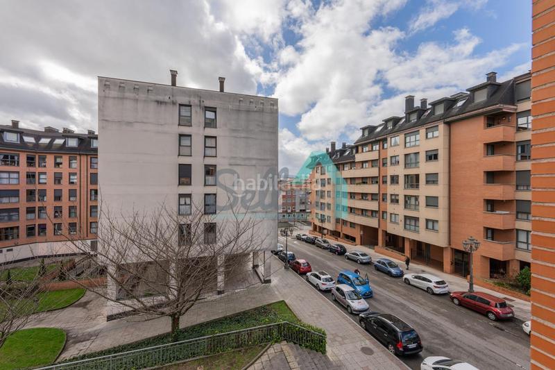 Foto 1e79380e-efdf-4e2a-ac98-11887313aae4. Affitto appartamento con riscaldamento parcheggio in Oviedo