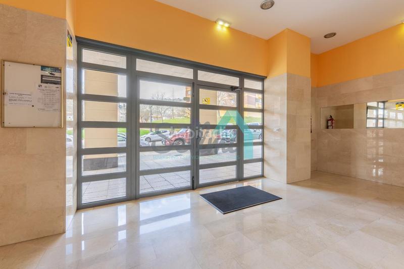 Foto 41238e94-e20e-46e4-a732-d7887c8aa8e4. Affitto appartamento con riscaldamento parcheggio in Oviedo