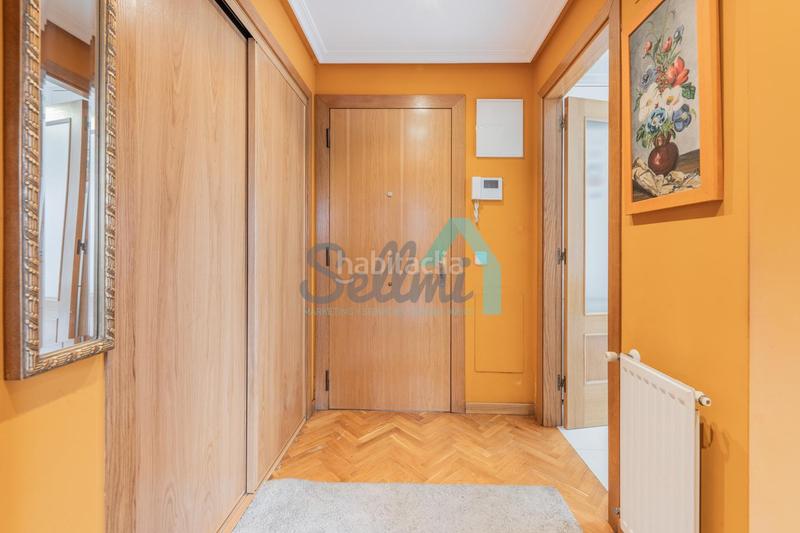 Foto 405e161d-0b5e-49cc-b52d-a220ee71694a. Location appartement avec chauffage parking dans Huca - La Cadellada Oviedo