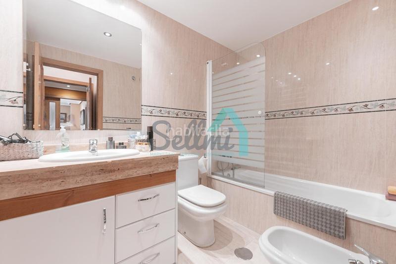 Foto 061999f0-74e0-40c3-9c21-48a18d02f787. Alquiler piso en Huca - La Cadellada Oviedo