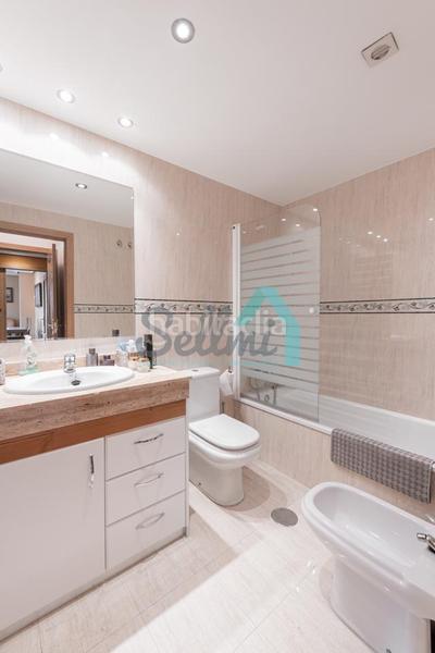 Foto 0be4b0bc-de2c-4e17-8862-048da06a74ba. Alquiler piso en Huca - La Cadellada Oviedo