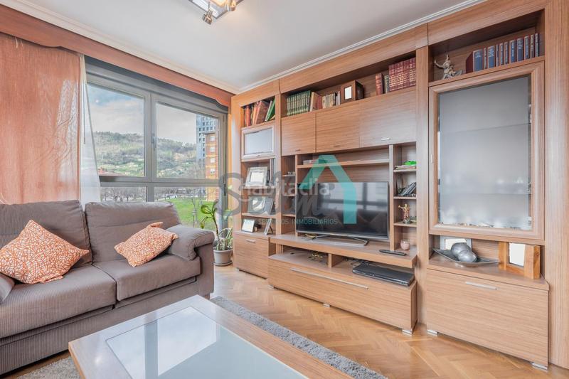 Foto a4b3745d-9b2b-4f8d-aeb4-4a2f4665daaf. Alquiler piso en Huca - La Cadellada Oviedo