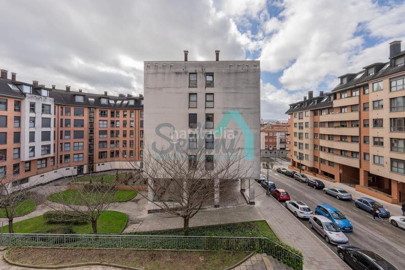 Foto b4d26d6e-d787-4113-9fe1-fad25c9a4bb8. Alquiler piso en Huca - La Cadellada Oviedo