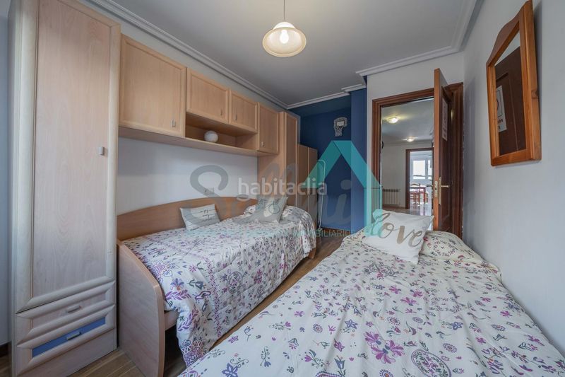 Foto dbab95c5-be5f-42f6-b10c-b009dd368635. Piso en Aller