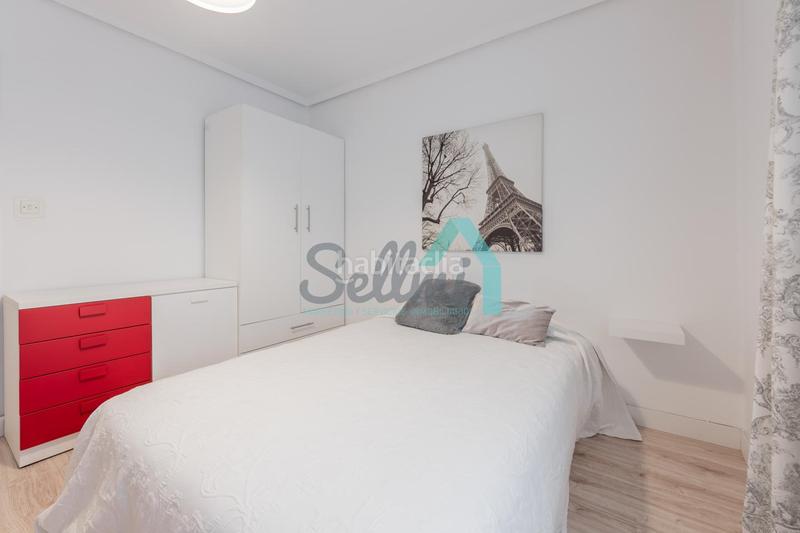 Foto f30d3f25-2939-47e6-852a-6b3727089282. Miete etagenwohnung mit heizung in Salesas - Foncalada - Campoamor Oviedo