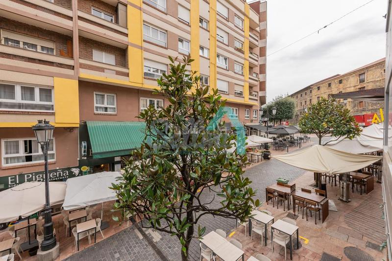 Foto a163c38b-0aaf-425d-89c4-9deb2c1e6f89. Rent flat with heating in Salesas - Foncalada - Campoamor Oviedo