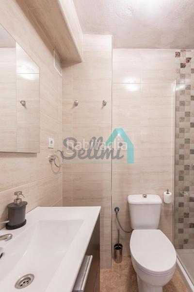 Foto cbdbdb0c-c392-4833-8536-2575f4a78e46. Rent flat with heating in Salesas - Foncalada - Campoamor Oviedo