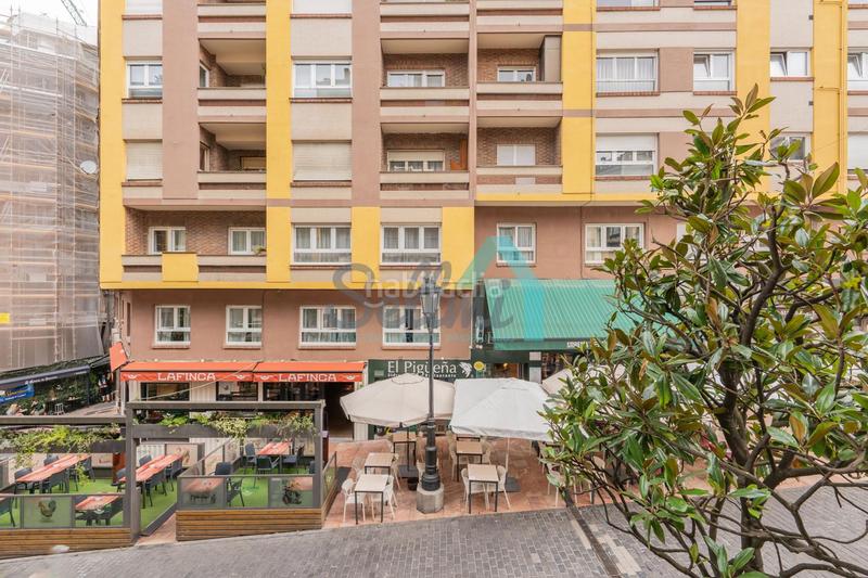 Foto b2ade9b6-cd46-4019-8c96-b0ceab8afd34. Alquiler piso en Salesas - Foncalada - Campoamor Oviedo