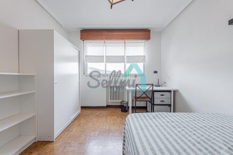 Foto 61e9f26a-bfa4-4912-9881-66d798e2575f. Affitto appartamento con riscaldamento in Fontán Oviedo