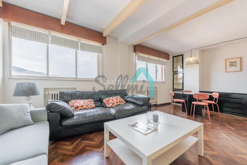 Foto ff33dcbe-d0df-452e-bdc6-2424186e1cf5. Rent flat with heating in Fontán Oviedo