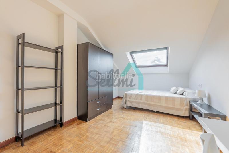 Foto bb2bafc0-3e1b-45dd-8158-4d772810b062. Alquiler piso en Fontán Oviedo