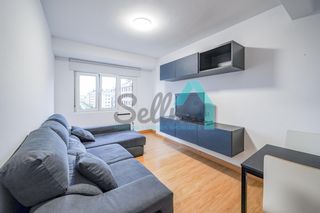 Miete Etagenwohnung  Calle carlos v