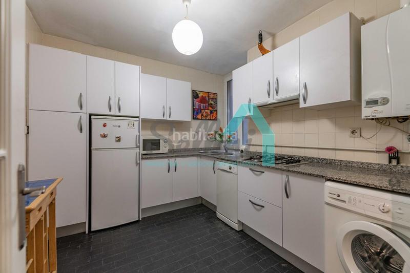 Foto f2a9776d-91bb-4582-b3f4-b22fd4bb0f6a. Miete etagenwohnung mit heizung in Auditorio - Seminario - Parque de Invierno Oviedo