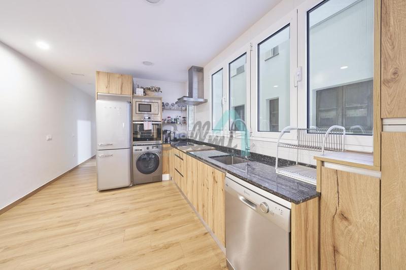 Foto 1725e00f-024b-4b45-a0dc-4fd67a277039. Location appartement dans Salesas - Foncalada - Campoamor Oviedo