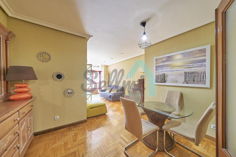 Foto 20678c1f-eb86-4eec-9ea7-d17c516c82c3. Affitto appartamento con riscaldamento in Auditorio - Seminario - Parque de Invierno Oviedo