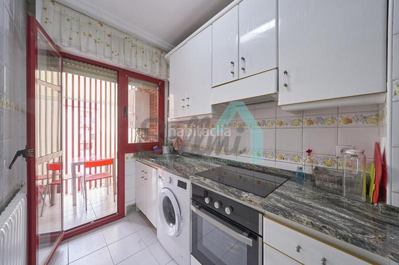 Foto 1475eb79-f903-4a2e-b968-321a2200ddd5. Location appartement avec chauffage dans Auditorio - Seminario - Parque de Invierno Oviedo