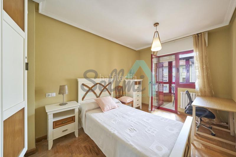 Foto baa22198-71bb-45d4-a0c7-a1e21f99b2b5. Miete etagenwohnung mit heizung in Auditorio - Seminario - Parque de Invierno Oviedo