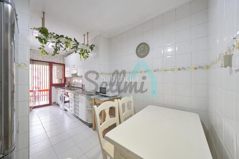 Foto 823f84a9-cd57-449e-a04b-49e703d9cf9d. Rent flat with heating in Auditorio - Seminario - Parque de Invierno Oviedo