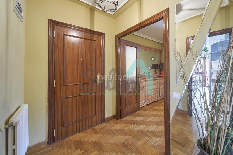 Foto 9d2de19f-1131-4b4d-ac2d-35a87ec0fed2. Rent flat with heating in Auditorio - Seminario - Parque de Invierno Oviedo