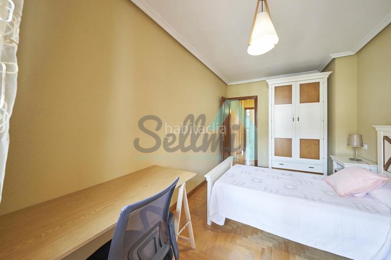 Foto b1ffa371-efff-41ff-bf9e-5558106c3fee. Rent flat with heating in Auditorio - Seminario - Parque de Invierno Oviedo