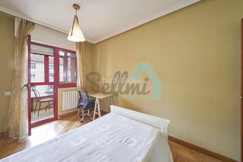 Foto dad88882-2eb4-4d64-8855-6c3d73067474. Rent flat with heating in Auditorio - Seminario - Parque de Invierno Oviedo