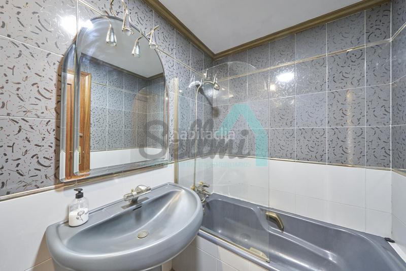 Foto f1e999d0-53cf-4bb6-9d14-65e371a7ad33. Rent flat with heating in Auditorio - Seminario - Parque de Invierno Oviedo