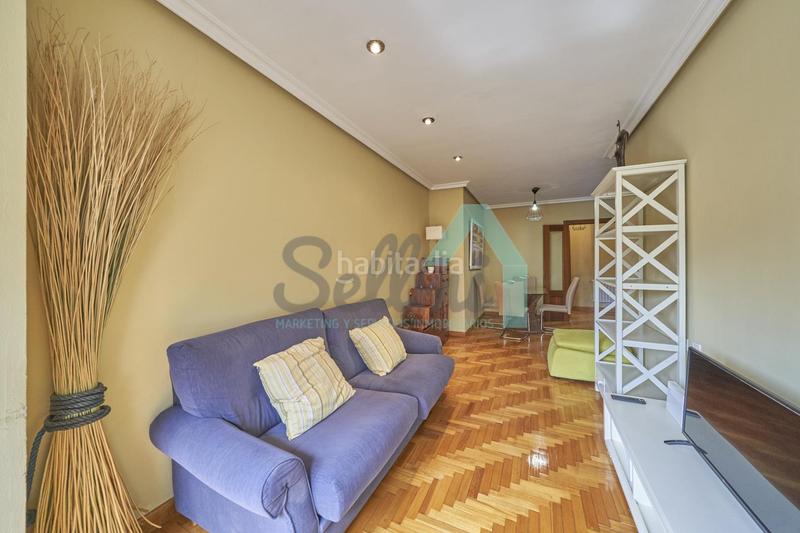Foto f2879b9f-f08a-4973-a5c6-66d9de22b641. Rent flat with heating in Auditorio - Seminario - Parque de Invierno Oviedo