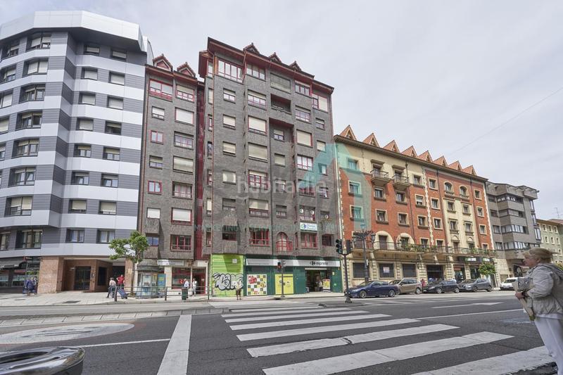 Foto 55d523ff-9683-4a15-bd57-4458c5d5bb38. Alquiler piso en Auditorio - Seminario - Parque de Invierno Oviedo