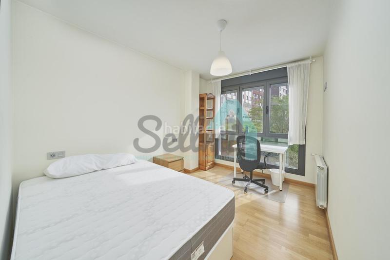 Foto 04af4a4a-28a4-4e91-ad3b-1f39d6453d4e. Location appartement avec chauffage dans Montecerrao Oviedo