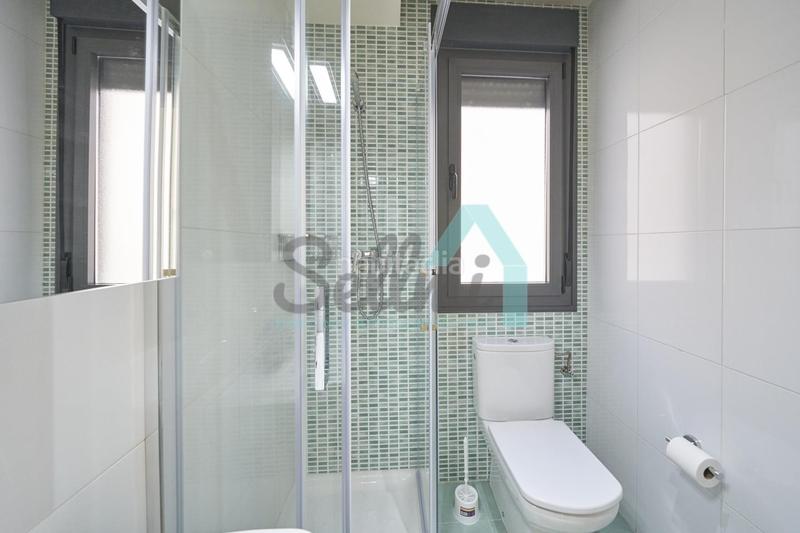 Foto 986a3e08-6a7d-482d-bd3a-082b1d77d37a. Location appartement avec chauffage dans Montecerrao Oviedo