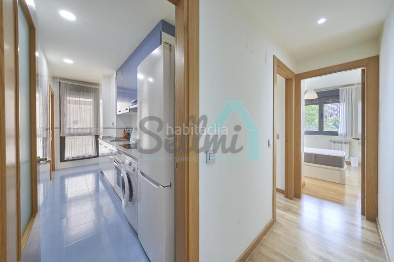 Foto b1c55cfe-7b6c-4cd4-9435-77f9a3c8b197. Location appartement avec chauffage dans Montecerrao Oviedo