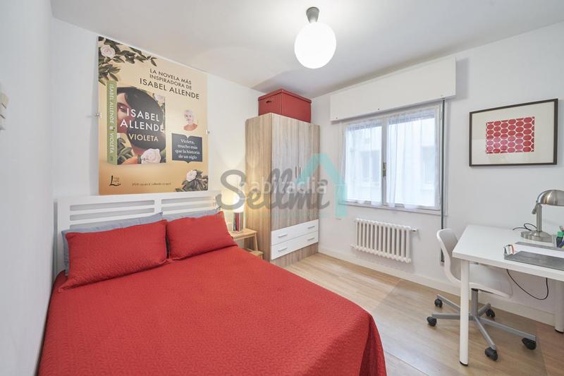 Foto 44a2b28e-aedf-4cc6-a934-533991cd56d9. Rent flat with heating in Masip Oviedo