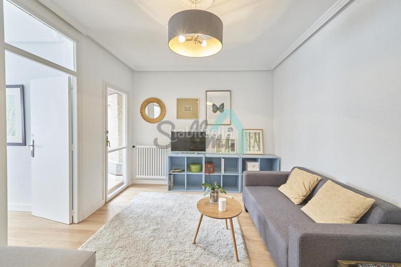 Foto 9b57dcba-ee18-4301-91b4-7169dc5ca50a. Rent flat with heating in Masip Oviedo