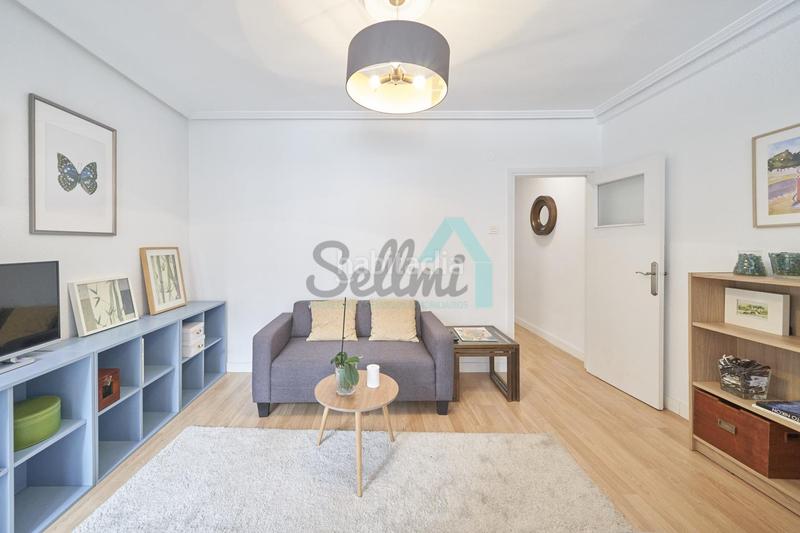 Foto 4ab2681b-af87-4408-af89-c941840d8d10. Alquiler piso en Masip Oviedo