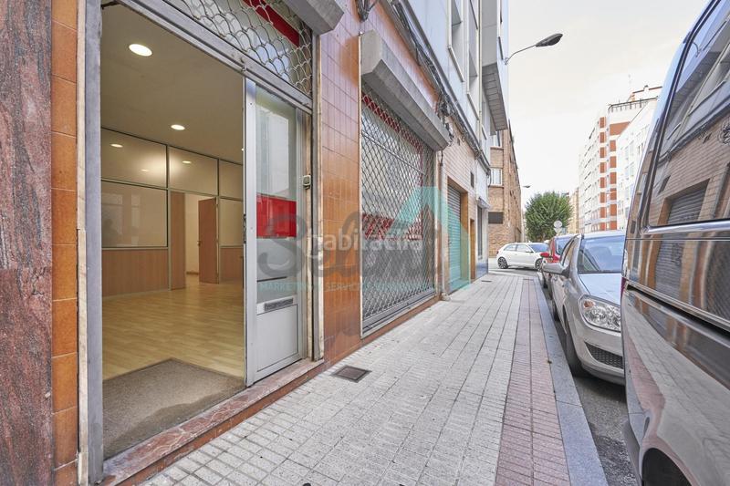 Foto 9811e610-f3b1-4785-b6ab-ed2fd92615d6. Alquiler local comercial en Ceares Gijón