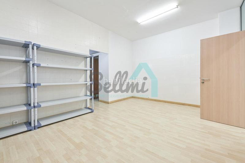 Foto c9e4d8af-6dc3-4c66-9b92-55e2038c83c5. Alquiler local comercial en Ceares Gijón