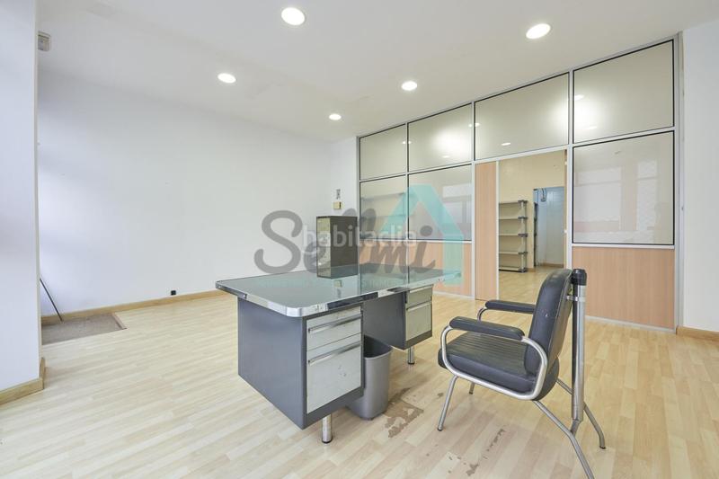 Foto b20e5e27-b4a4-4b0a-be2a-9279510eb483. Location local commercial dans Ceares Gijón