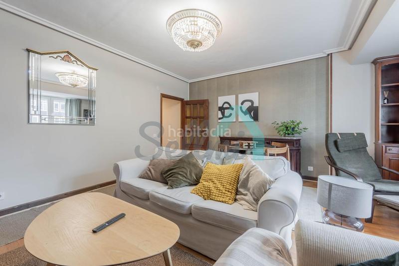 Foto fd7570ff-64ab-4bda-b5e8-894cffc1d4f5. Miete etagenwohnung mit heizung in Auditorio - Seminario - Parque de Invierno Oviedo