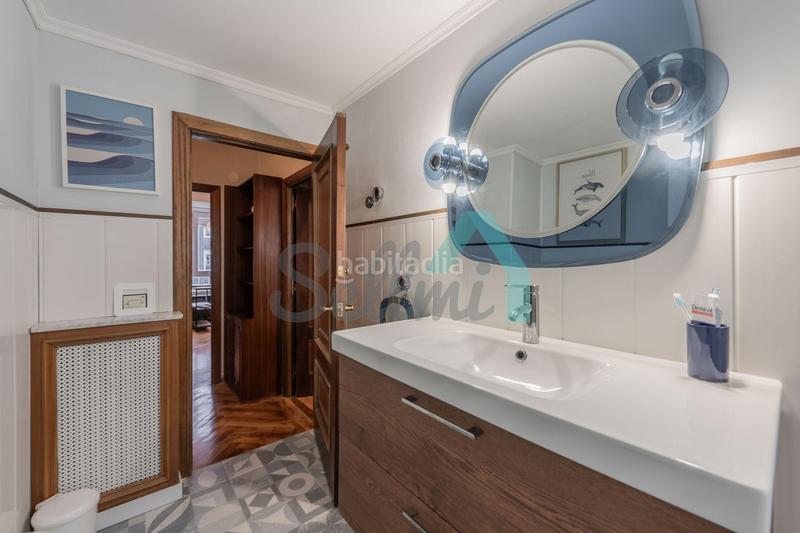 Foto 58b7b89a-3c4b-4a2f-a97b-eff5f2a3d2ed. Rent flat with heating in Auditorio - Seminario - Parque de Invierno Oviedo