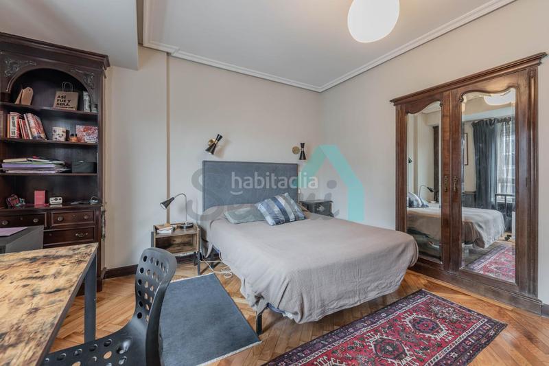 Foto 01b6bdc0-dc18-4eb2-96df-f87167192148. Alquiler piso en Auditorio - Seminario - Parque de Invierno Oviedo