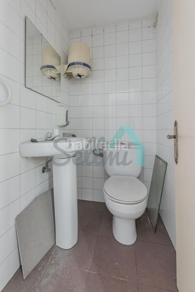 Foto b0f7556d-5647-4613-bb31-94143960aca6. Business premise in Buenavista Oviedo