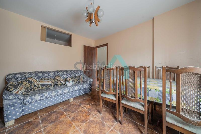 Foto 22f41350-60d3-4e73-baa6-af789e50fc9b. Casa adossada a Lada Langreo