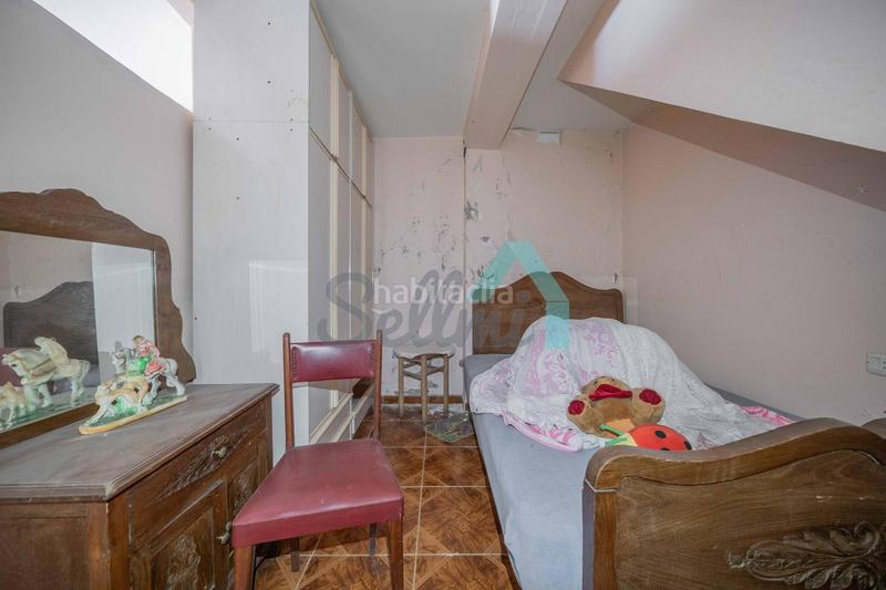 Foto 5bae484d-1153-40d4-b674-cb40641fc428. Casa adossada a Lada Langreo